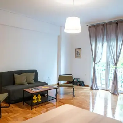 Acropolis central and comfortable apartment