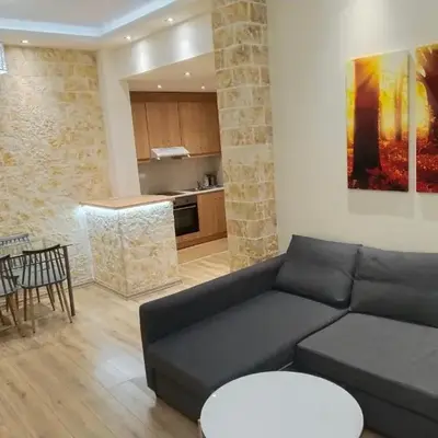 Luxury stay near the Acropolis 10-min walk to history!