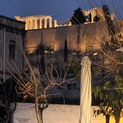 Xenia's Elegant Acropolis Suite