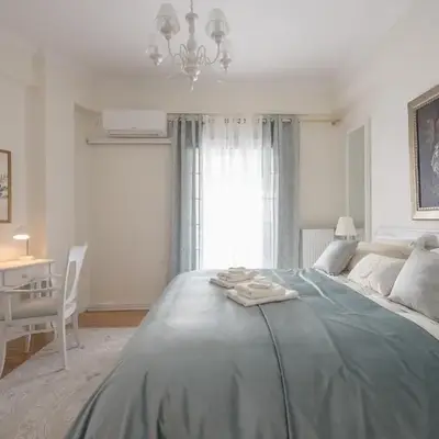 Brand New Luxury Apt Below Acropolis