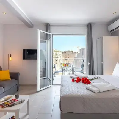 Athens Central-Opulent and Luxurious Suites-Balcony & Views Acropolis Hills