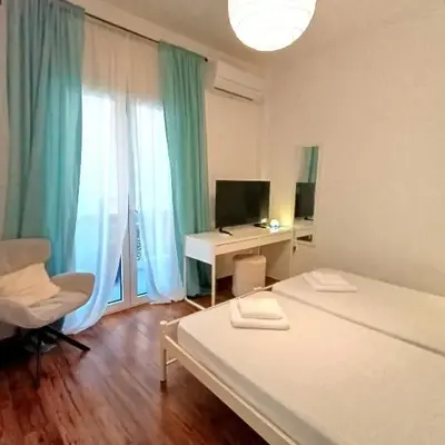 Apartment next to the sea