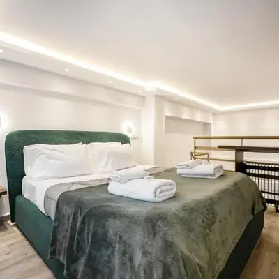 Loft 61 Charming renovated apartment with a loft!