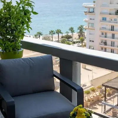 Aelia-Smart central beach flat