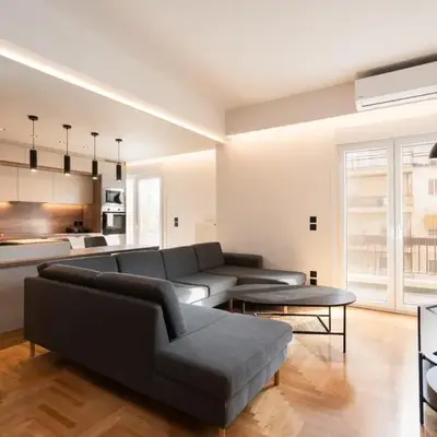 LIV - Spacious Flat for Friends & Family