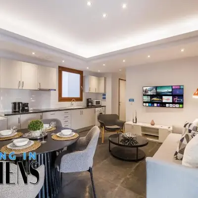 Spacious Apt At Historical Center Of Athens 4&2 ppl