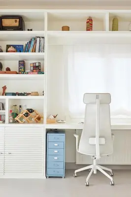 an office with a white desk and a white chair at Camara Athens Riviera Home in Aghia Marina