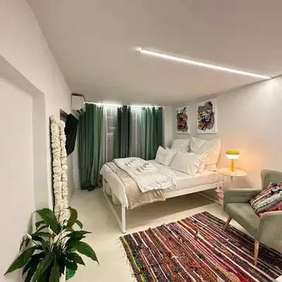 Le Petit II Apartment