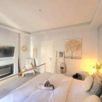 Glory Apartment 3is septemvriou