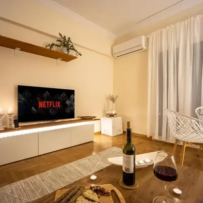 Cozy Apartment - Best Location in Athens