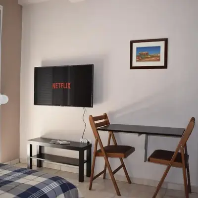 Renovated City Center Studio