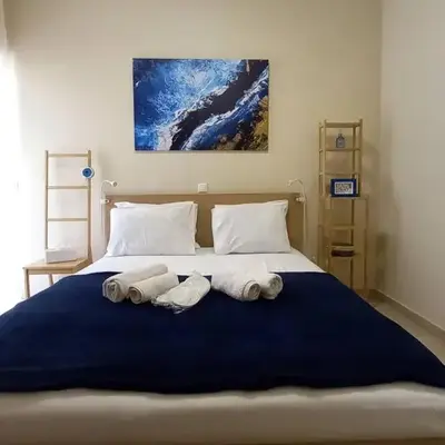 C4 2-Rooms apt 3rd 850m Metro Evangelismos 150m EKPA Univ Campus 100m Bus Stop to Acropolis