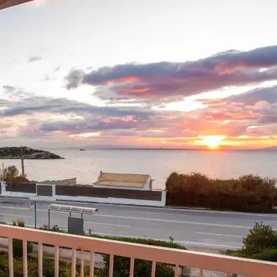 Apartment by the beach