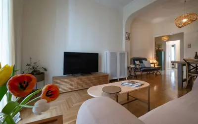 Gallery image of Bohemian Art Acropoli Apartment in Athens