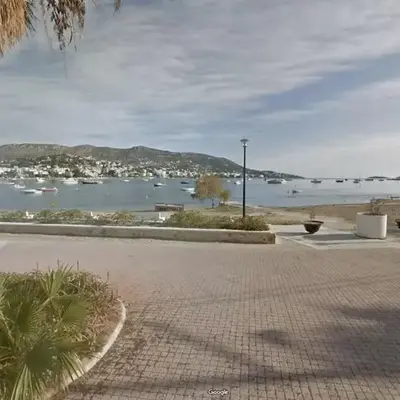 Home by the Sea in Porto Rafti