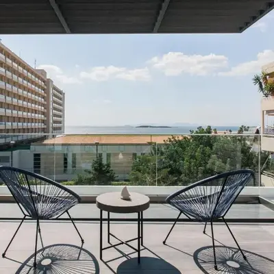 Raise Infinity Blue Penthouse