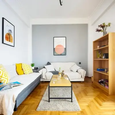 Cozy Pangrati Hideaway