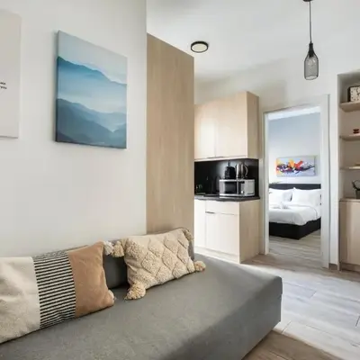 Sway - Chic 1-Bedroom Apartment & Balcony in Athens