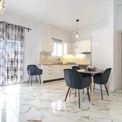 Elegant Apartment in Glyfada 2 Bdrms by MPS