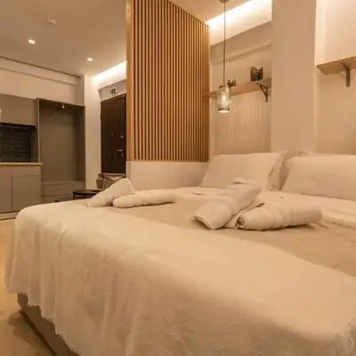 Mini Sinatra Suite Syntagma