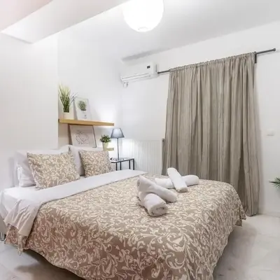 Olympian Zeus - Premium & Luxury Athenian House