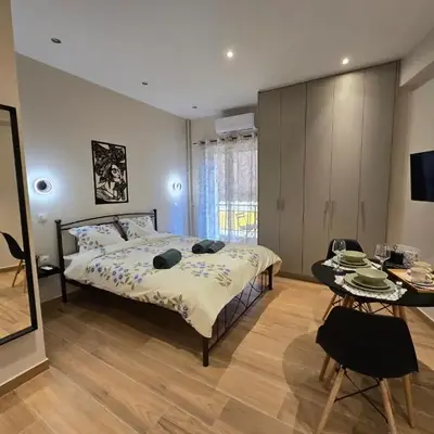 Dream Home Apartment by Metro