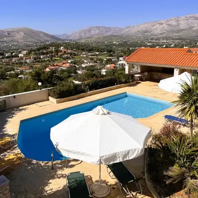 Bella Vista pool Villas in Anavissos