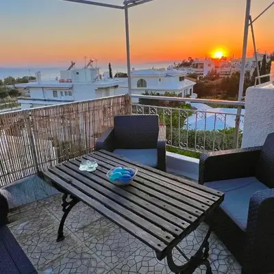Exclusive Penthouse Apt