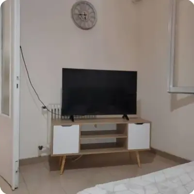 Home away from home - 3BR - 14' walk to port