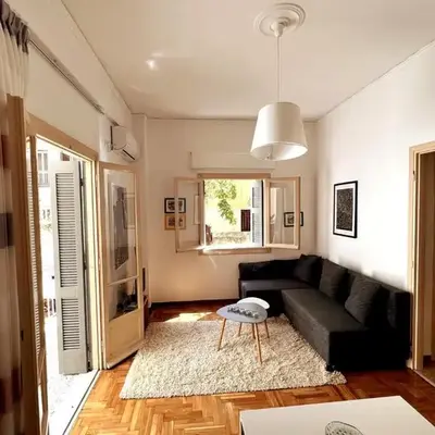 Quiet apartment in the centre of Athens