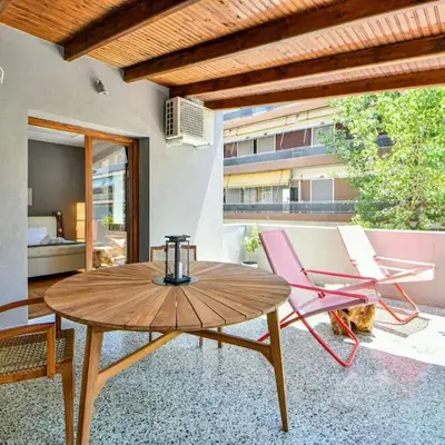 City Center Flat with Terrace (Capparis)