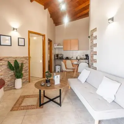 Fantasea Porto Rafti on the sea 15 minutes from the airport