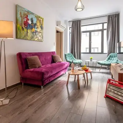 Industrial-Style Apt in Psyrri