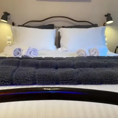Elegant Hermes Suite in Athens