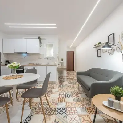 Ble Elia Thiseio Suite