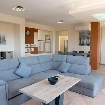 Aethra Villa