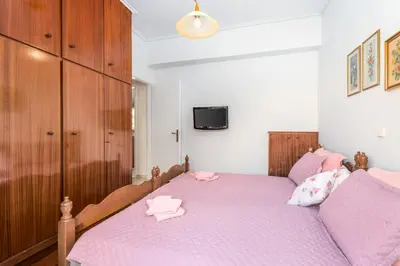 Gallery image of Tinas Cosy Apartment in Athens