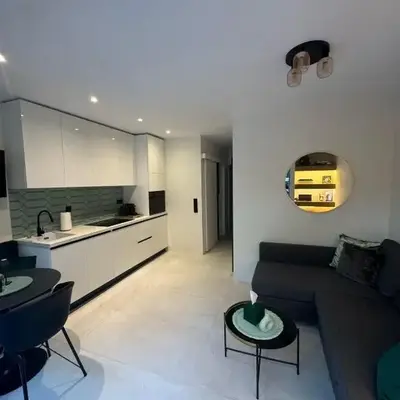 Cosy apartment with shared pool and garden
