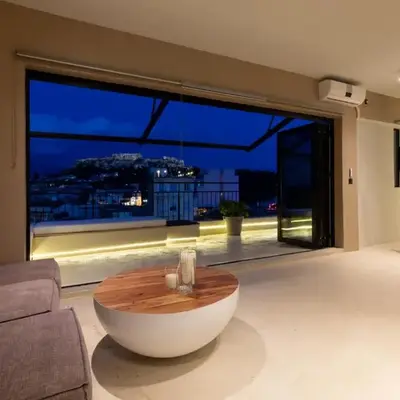 Aura Vista Acropolis view
