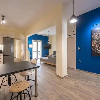 Modern Apartment - Balcony & Metro Access