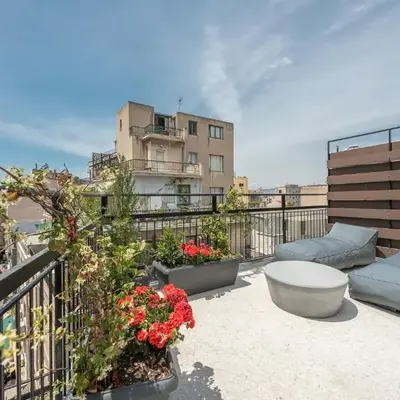 Huge Balcony Penthouse in City Center - Zen Asteria