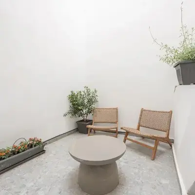 Spacious Apartment With Private Garden - Zen Demeter