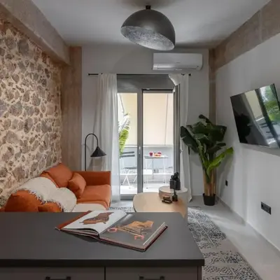 Unique & Stylish Living in Kipseli