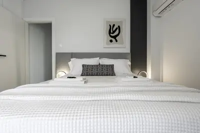 Gallery image of Glyfada Aelia Prestige in Athens