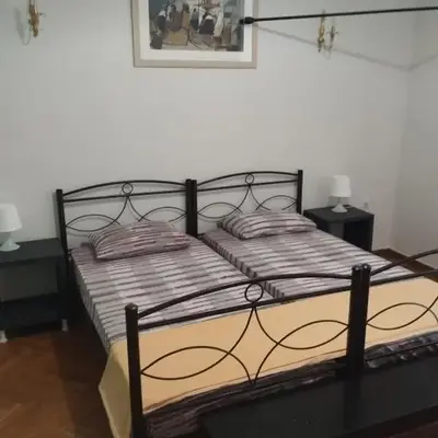 Golden room 3