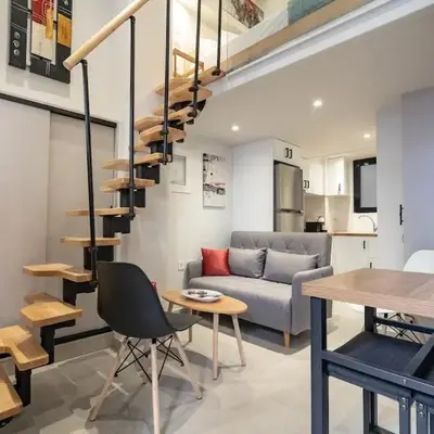 Athens Loftnest