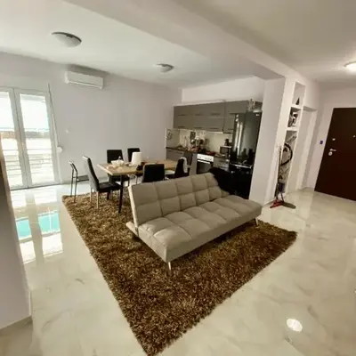 studio room with private bathroom-floor 2