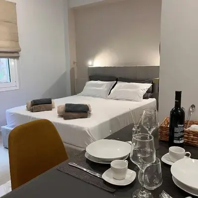 Athens Urban Retreat Apartment - City Center - Fiber Wi-Fi