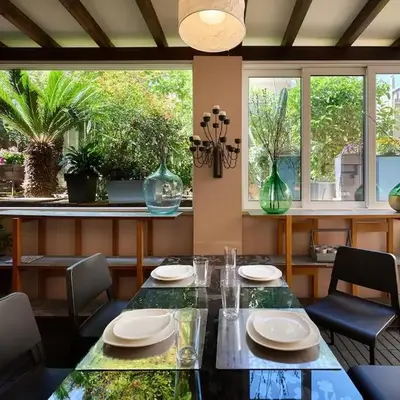 Cool ambiance