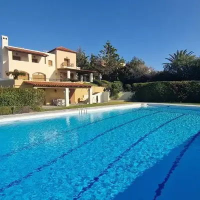 Villa Almy - shared pool with 1 house